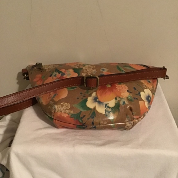 😍Patricia Nash, New crossbody, see photos, gorgeous - Picture 5 of 8